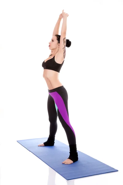 Stretching innan fitness, träning — Stockfoto