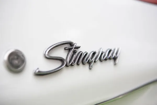 Reocin カンタブリア州 スペイン 2021年10月2日 クラシックカーの展示会 Stingrayクーペはシボレーコルベットの3代目であり 1968年から1982年の間に生産された — ストック写真