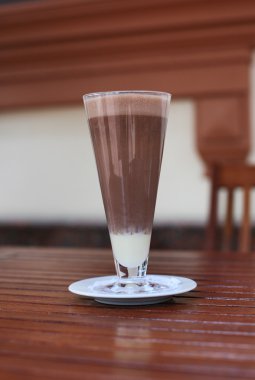 Bardakta soğuk kahve.