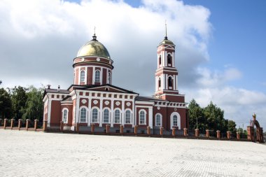 Kutsal trinity Katedrali