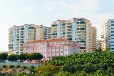 A school in front of an apartment complex in Alanya, Turkey.