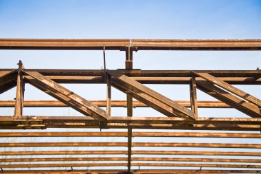 Eski çelik yapı