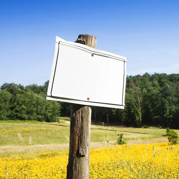 田舎コピー スペースで空白の標識 — ストック写真