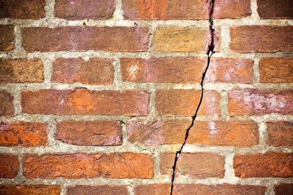 Fessura Profonda Nel Vecchio Muro Mattoni Immagine Concetto Con Spazio — Foto Stock