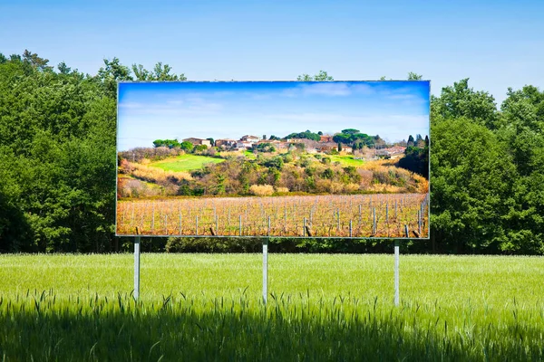 Reklama Billboard Ukazuje Toskánskou Krajinu Itálie Jsem Vlastník Autorských Práv — Stock fotografie