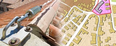 Düşme tehlikesini önlemek için terracotta çatısı üzerinde paslanmaz ingiliz kablosu olan yatay can simidi düşme koruması sistemi.