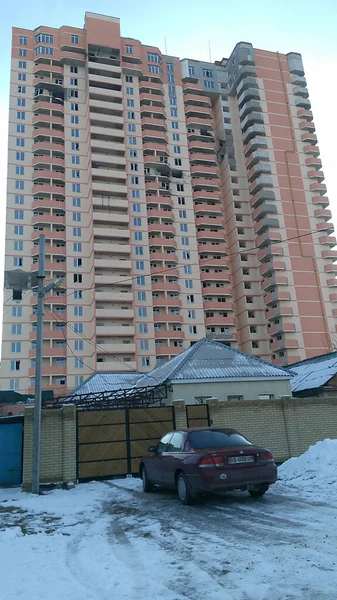 Ukrayna 'da savaş. Yıkılmış yüksek binalar