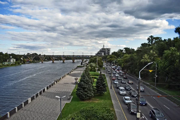 Мост Через Реку — стоковое фото