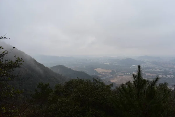 Niebla Las Montañas —  Fotos de Stock