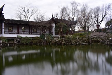 Şangay parkında bir pavyon.