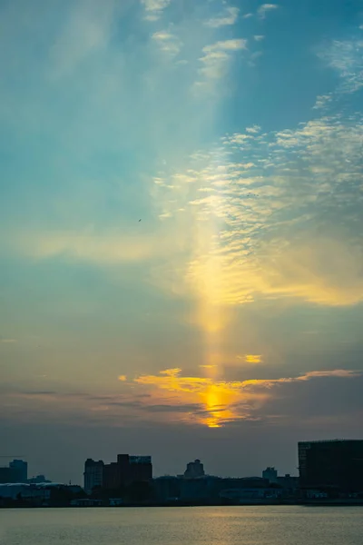 Закат Над Рекой Хуанпу Шанхае — стоковое фото
