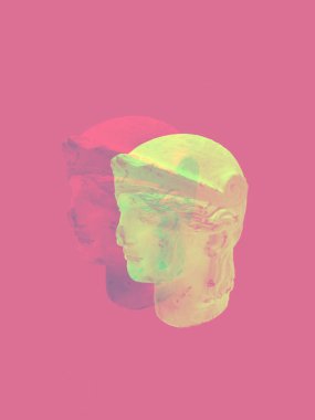 Zamanın akışından kalma tümsekleri olan bir Roma heykeli. Renkli ve modern Roma imajı. siber punk konsepti