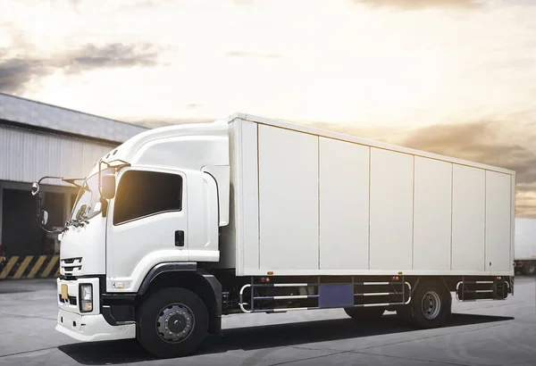 Parking Cargo Truck Magazynie Kontener Ładunkowy Branża Transport Towarowy Logistyka — Zdjęcie stockowe