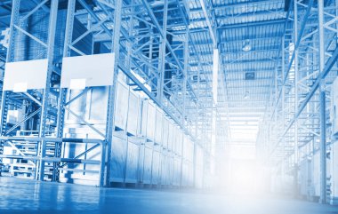 Endüstriyel ya da Lojistik Arkaplan Deposu 'nun içi. Depo Alanı. Hafif bir arka plan. İş Dağıtım Depolama Kargo Kavramı.