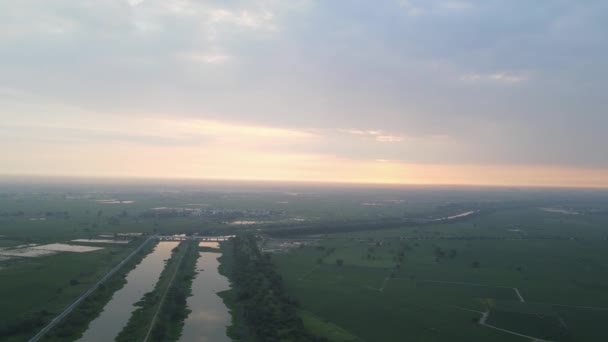 Aerial Drone Disparo Río Indio Capturado Durante Amanecer Indio Stock — Vídeo de stock