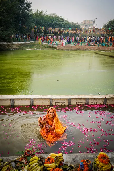 Delhi Indien November 2021 Närbild Indiska Kvinnan Bär Traditionella Saré — Stockfoto