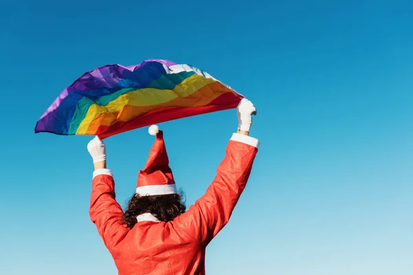 Mikulás Lengetett Egy Szivárvány Lgbt Büszkeség Zászló Ellen Szél Karácsonyi — Stock Fotó