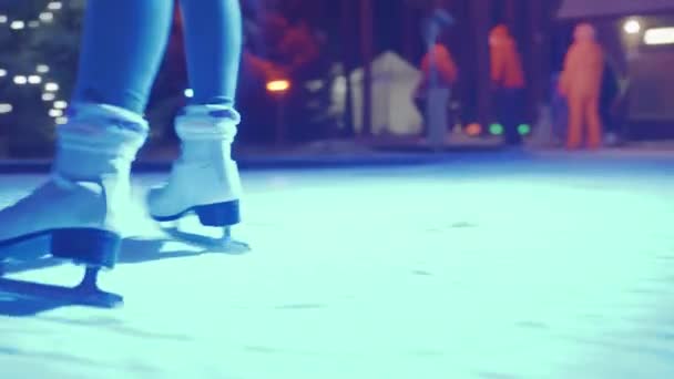불빛의 배경에 스케이트에 고품질 — 비디오