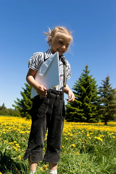 Happy  Girl  in summer Garden. — Stock Photo, Image