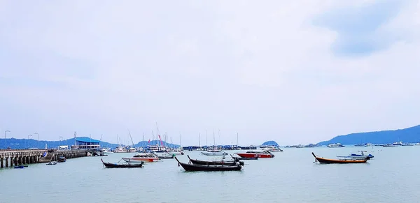 Muchos Barco Cola Larga Barco Velocidad Mar Puerto Vehículo Océano — Foto de Stock