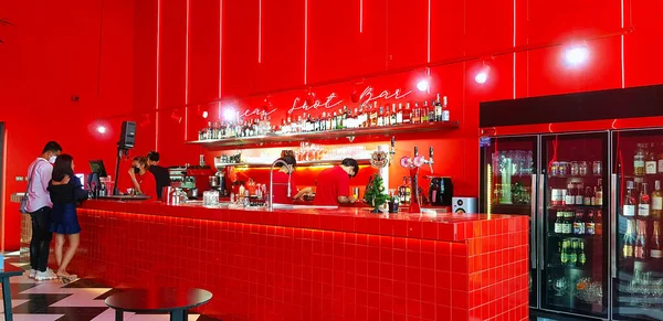 Phuket Thaïlande Mars 2022 Bar Café Rouge Avec Beaucoup Alcool — Photo