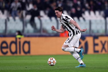 Torino, İtalya. 16 Mart 2022. Juventus Fc takımından Dusan Vlahoviç, Juventus Fc ve Villareal CF arasında oynanan 16 bacaklı UEFA Şampiyonlar Ligi ikinci turunda.