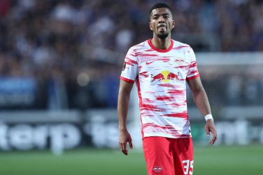 Bergamo, İtalya. 14 Nisan 20220. UEFA Avrupa Ligi çeyrek final maçında RB Leipzig 'den Benjamin Henrichs Atalanta BC ve RB Leipzig arasında oynanan karşılaşmada .