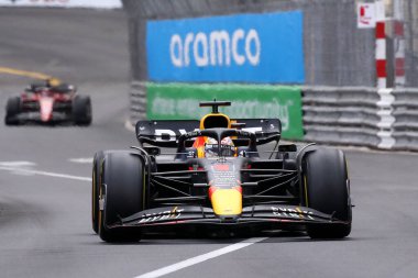 Monte-Carlo (Monako) - 26-29 Mayıs 2022 - Monako F1 Grand Prix 'si sırasında Red Bull Racing' den Max Verstappen  