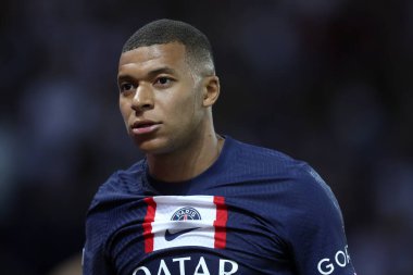 Paris 'ten Kylian Mbappe Saint-Germain Fc Uefa Şampiyonlar Ligi H Grubu maçı sırasında Paris Saint Germain Fc ve Juventus Fc arasında 6 Eylül 2022' de Paris, Fransa 'da oynanan Parc des Princes maçında .