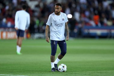 Uefa Şampiyonlar Ligi H Grubu maçında Paris Saint Germain Fc ve Juventus Fc arasında Paris Saint-Germain Fc 'den Neymar da Silva, 6 Eylül 2022' de Paris, Fransa 'da oynanan Parc des Princes karşılaşmasında .