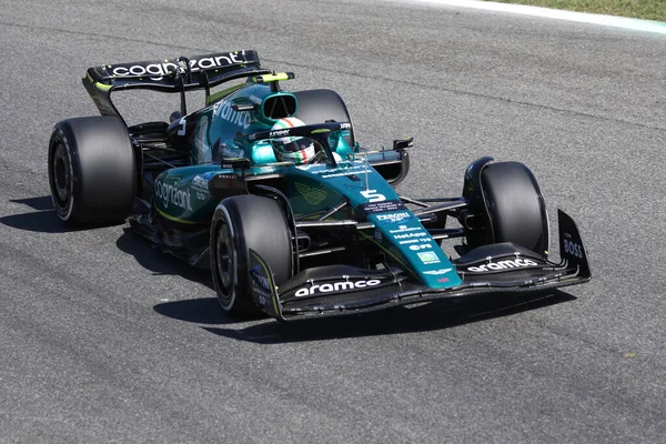 Monza, İtalya. 8-11 Eylül 2022. İtalya F1 Grand Prix 'sinde Aston Martin' den Sebastian Vettel,