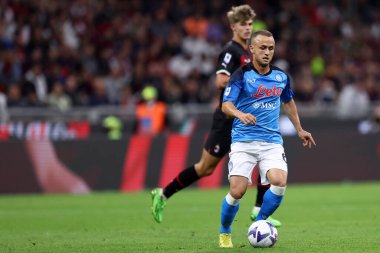 Serie A karşılaşması sırasında Ssc Napoli 'den Stanislav Lobotka Ac Milan ve Ssc Napoli, Giuseppe Meazza Stadyumu' nda 18 Eylül 2022 'de İtalya' nın Milano kentinde oynanan karşılaşmada .