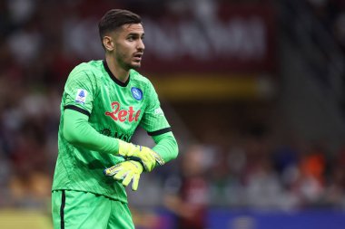 Serie A maçında Ssc Napoli 'den Alex Meret ile Stadyum Giuseppe Meazza' da Ac Milan ve Ssc Napoli arasında 18 Eylül 2022 'de Milano, İtalya' da oynanan karşılaşma. .