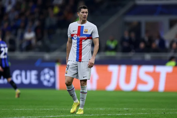 Fc Barcelona takımından Robert Lewandowski Uefa Şampiyonlar Ligi C Grubu maçında Fc Internazionale ve Fc Barcelona arasında 4 Ekim 2022 tarihinde Milano İtalya 'da Stadio Giuseppe Meazza' da oynanmıştır. .