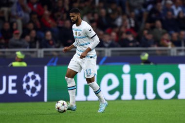 Chelsea Fc takımından Ruben Loftus-Cheek, 11 Ekim 2022 tarihinde İtalya 'nın Milano kentinde oynanan UEFA Şampiyonlar Ligi E Grubu maçında AC Milan ile Chelsea FC arasında oynanan Giuseppe Meazza Stadyumu' nda oynanmıştır..