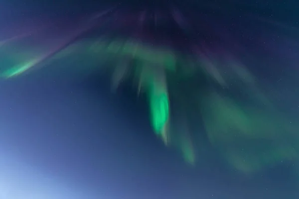 Aurore Boréale Rayons Lumineux Northern Vert Violet Lumières Rouges Dans — Photo