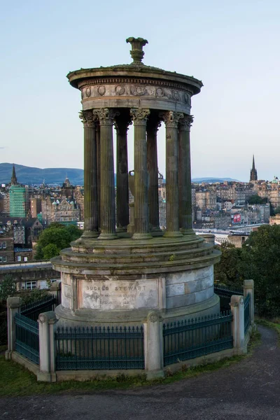 Edinburgh Silueti Calton Hill Den Görüldüğü Gibi — Stok fotoğraf