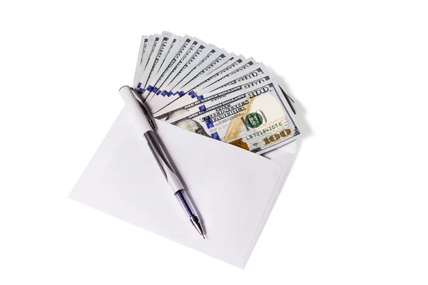 Конверт с деньгами и ручкой — стоковое фото