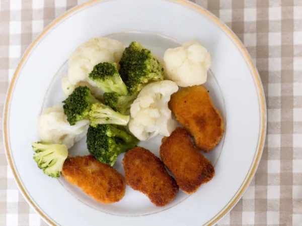 Dinner White Plate Dark Background High Quality Photo — Stockfoto