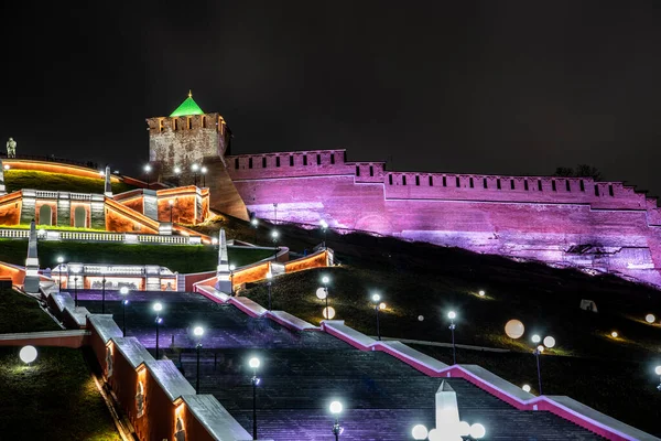 Antiguo Kremlin Nizhny Novgorod Por Noche Con Iluminación Púrpura — Foto de Stock