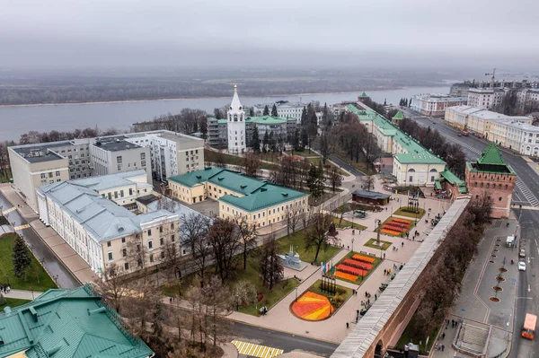 Bulutlu Bir Sonbahar Gününde Nizhny Novgorod Tarihi Merkezinin Panoramik Görüntüsü — Stok fotoğraf