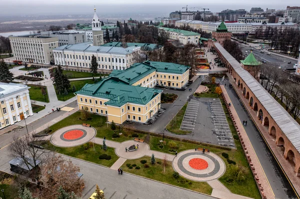 Panoramiczny Widok Drona Historycznego Centrum Niżnego Nowogrodu Pochmurny Jesienny Dzień — Zdjęcie stockowe