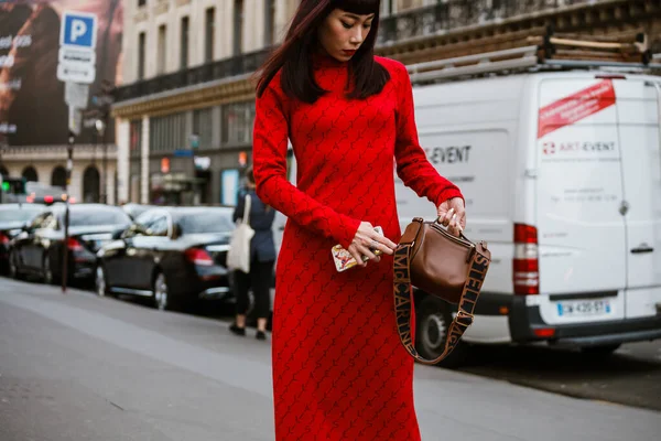 Paris Frankrike September 2019 Mademoiselle Yulia Inför Modevisningen Stella Mccartney — Stockfoto