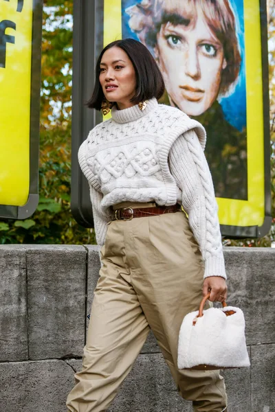 Tiffany Hsu Fuera Del Espectáculo Haider Ackermann Durante Semana Moda — Foto de Stock