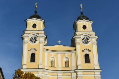 Mondsee 'deki Bazilika, Başmelek Michael, Avusturya, Avrupa' ya ithaf edilmiştir.