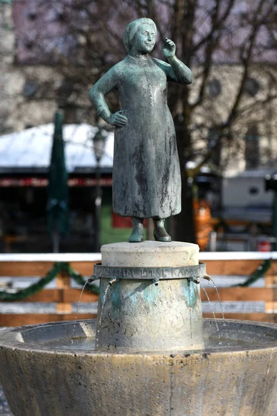 Estátua Famosa Atriz Artista Cabaré Liesl Karlstadt Viktualienmmarkt Munique Baviera — Fotografia de Stock