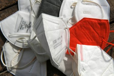 Birkaç farklı FFP2 maskesi