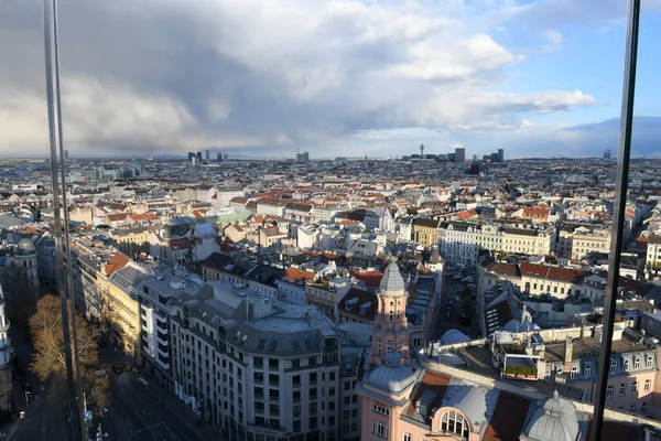 Akşam Güneşinde Viyana Nın Çatıları Deniz Evi Nden Şehrin Manzarası — Stok fotoğraf