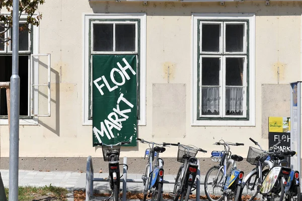 Een Rommelmarkt Een Gemeente Neder Oostenrijk — Stockfoto