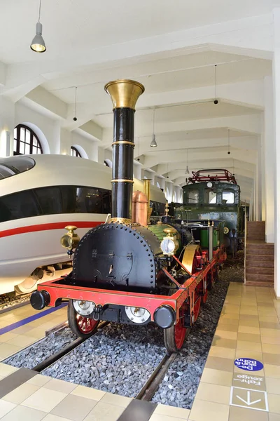 Museu Deutsche Bahn Nuremberg Ice Moderno Próximo Uma Réplica Primeira — Fotografia de Stock